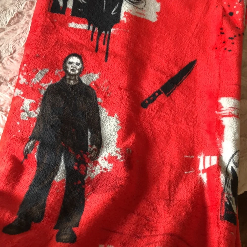 Universal Halloween II Red and Black Michael Myers Plush Throw Blanket